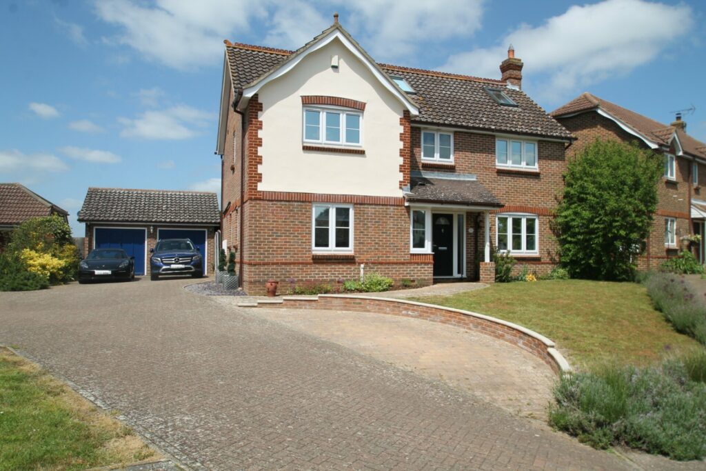 Bee Moving Soon Estate Agents Cambridgeshire